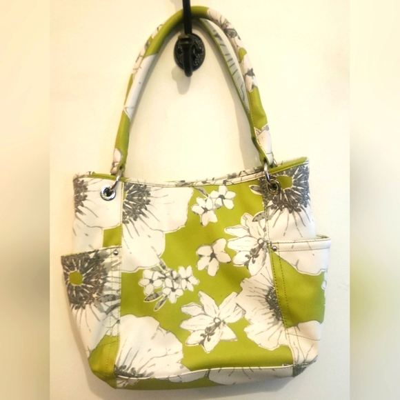 Tyler Rodan Shoulder Bag - Picture 2 of 7